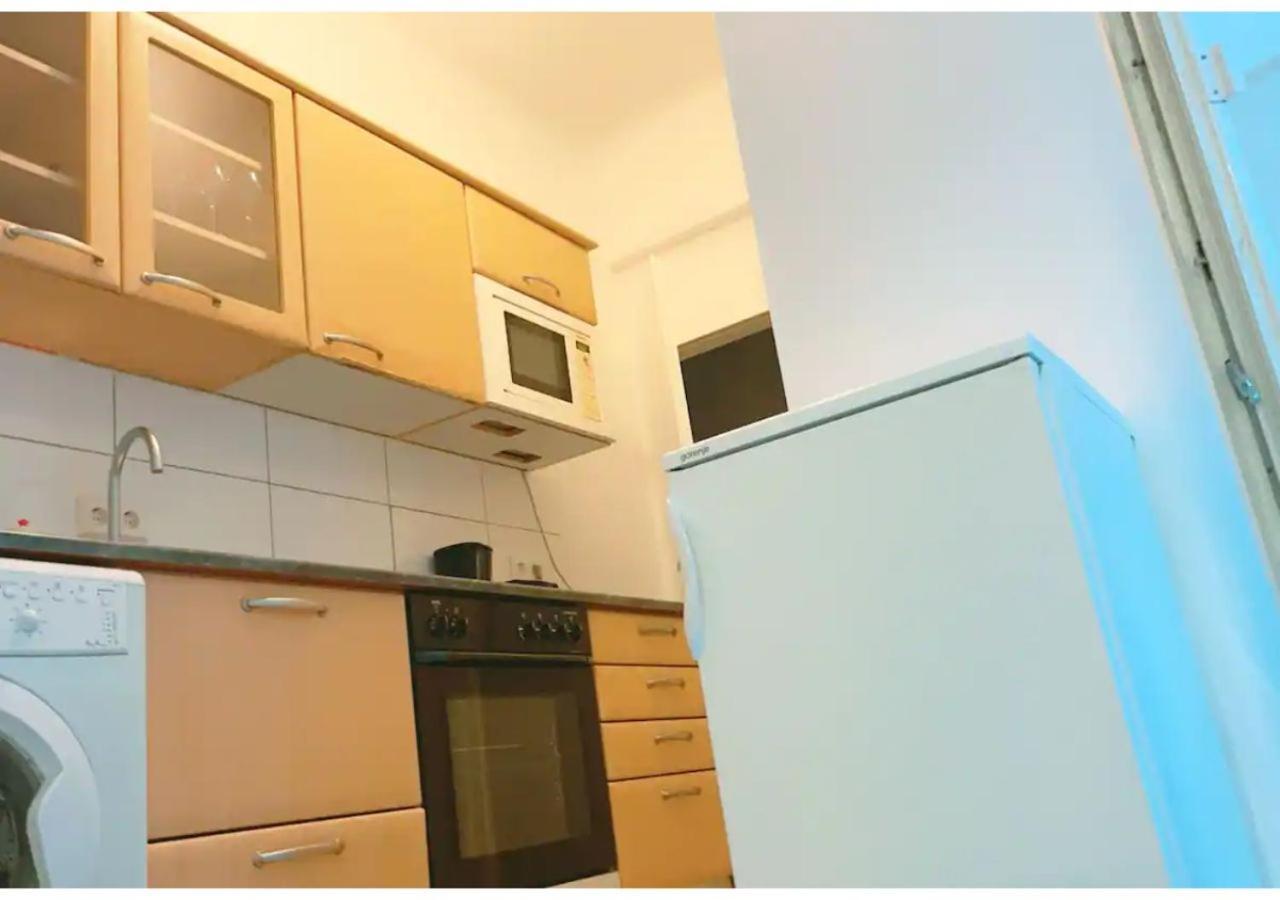 Sweet 1Br Apt. Simmering - Ideal For Longstays Відень Екстер'єр фото